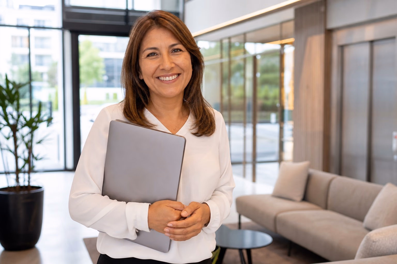 Especialista de NexoCondominio lista para ayudarte